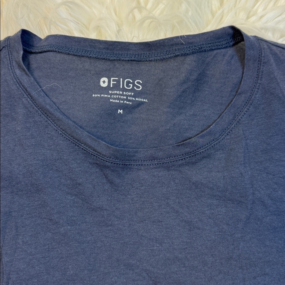 FIGS Navy Super Soft Long Sleeve Shirt size M - Picture 5 of 6